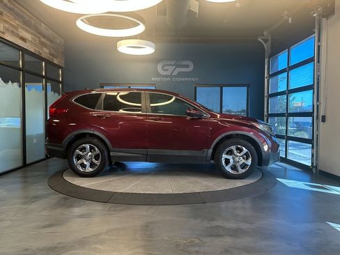 Used 2017 Honda CR-V EX-L image 2