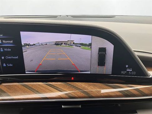 Certified 2024 Cadillac Escalade ESV Sport Platinum w/ Heavy-Duty Trailer Package AWD/4WD image 17