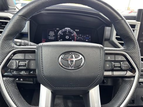 Used 2024 Toyota Tundra Platinum AWD/4WD image 27