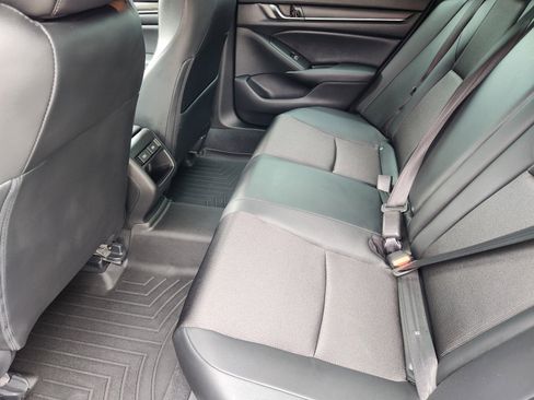 Used 2021 Honda Accord Sport image 12