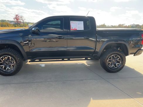 Used 2025 Chevrolet Colorado ZR2 image 4