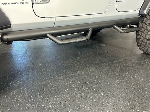 Used 2023 Jeep Wrangler Unlimited Rubicon w/ Steel Bumper Group image 7