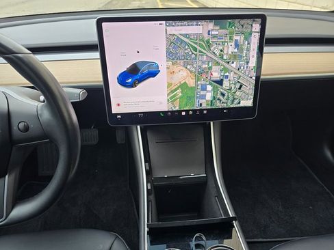 Used 2018 Tesla Model 3 Long Range image 27