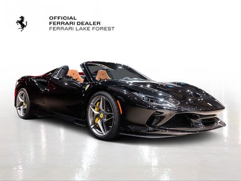 Certified 2022 Ferrari F8 Tributo image 8
