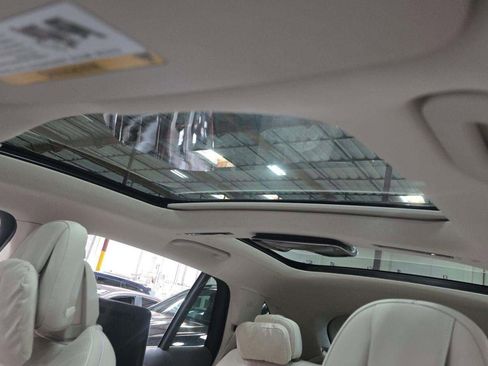 Used 2023 Mercedes-Benz EQS 580 4MATIC SUV w/ Pinnacle Trim Package image 19