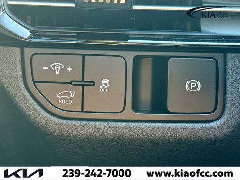 New 2026 Kia Sportage EX image 33