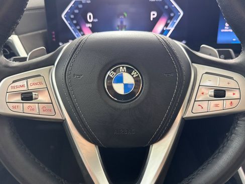 Used 2025 BMW X7 xDrive40i AWD/4WD image 11