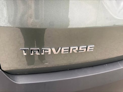 Used 2022 Chevrolet Traverse LT w/ LPO, Cargo Package image 30