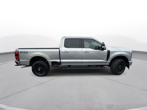 Used 2024 Ford F250 XLT w/ Black Appearance Package AWD/4WD image 5