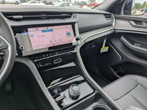 New 2026 Jeep Grand Cherokee Limited AWD/4WD image 20