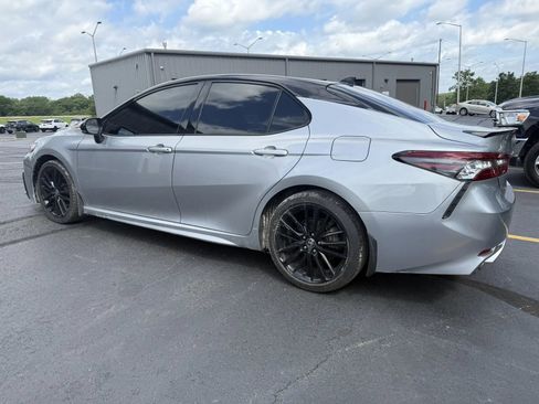 Used 2021 Toyota Camry XSE FWD image 2