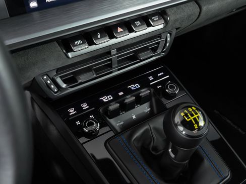 Used 2022 Porsche 911 GT3 image 60