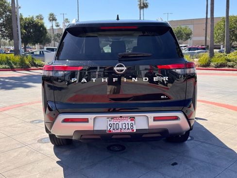 Certified 2022 Nissan Pathfinder SL w/ SL Premium Package image 7