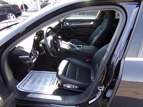 Used 2014 Porsche Panamera S image 11