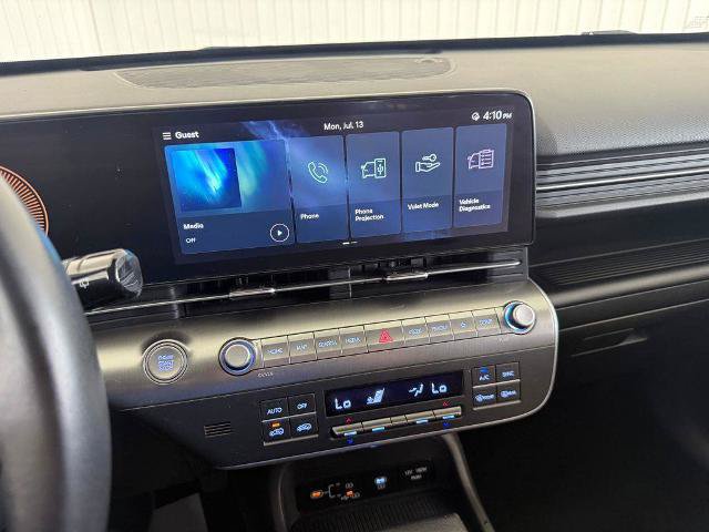 Used 2024 Hyundai Kona SEL AWD/4WD image 5