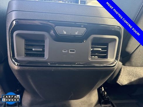 Used 2024 Chevrolet Silverado 2500 ZR2 w/ Technology Package image 14