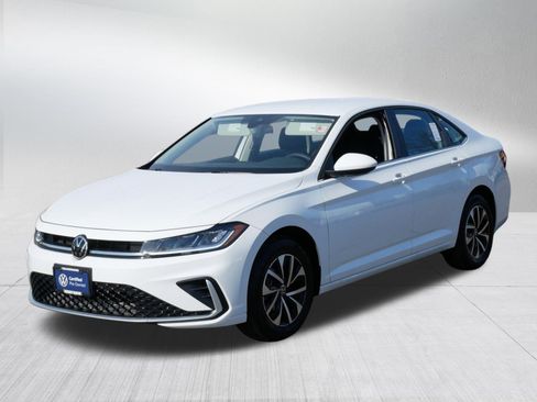 Used 2026 Volkswagen Jetta S image 3