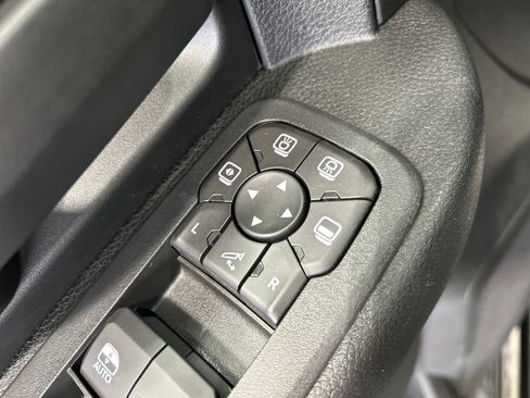 New 2026 RAM 3500 Tradesman AWD/4WD image 30