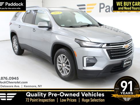 Used 2023 Chevrolet Traverse LT w/ LPO, Floor Liner Package AWD/4WD image 1