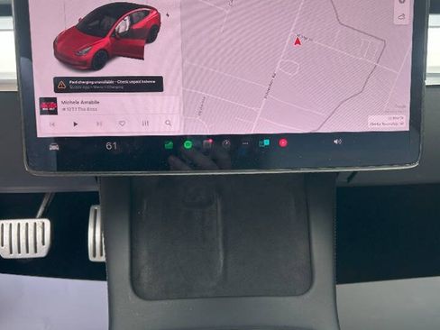 Used 2021 Tesla Model 3 Performance image 19