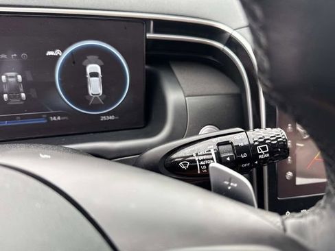 Certified 2023 Hyundai Tucson Limited w/ Winter Package image 33