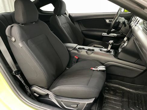 Used 2020 Ford Mustang Coupe w/ Equipment Group 101A RWD image 33