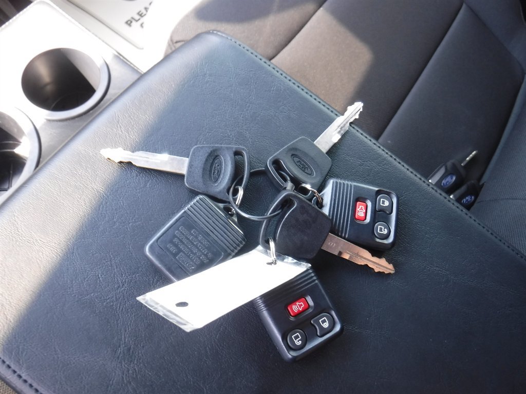 Used 2021 Ford Explorer 4WD Police Interceptor image 19