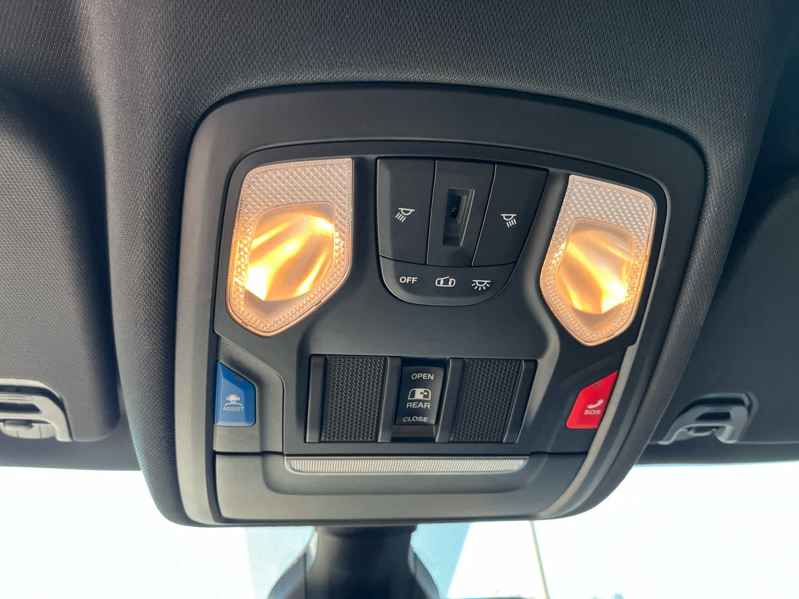 Used 2020 RAM 1500 Rebel w/ Rebel Level 2 Equipment Group AWD/4WD image 18