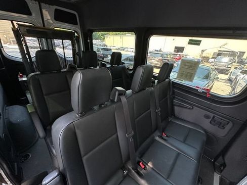 Used 2021 Mercedes-Benz Sprinter 2500 image 43