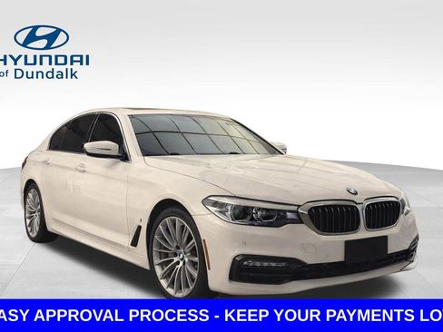 Used 2018 BMW 530e xDrive w/ Premium Package 2 image 3