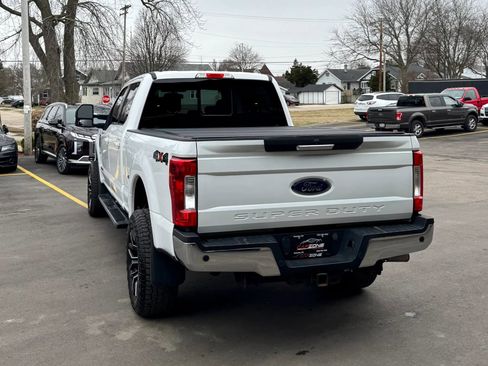 Used 2019 Ford F250 Lariat image 6