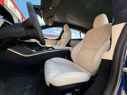 Used 2022 Tesla Model S AWD/4WD image 19