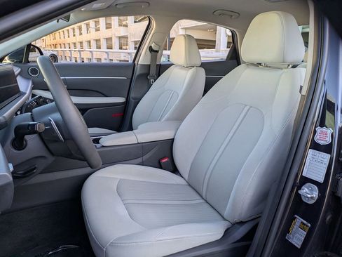 Used 2025 Hyundai Sonata SEL image 23