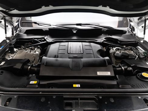 Used 2022 Land Rover Range Rover Westminster Edition image 6