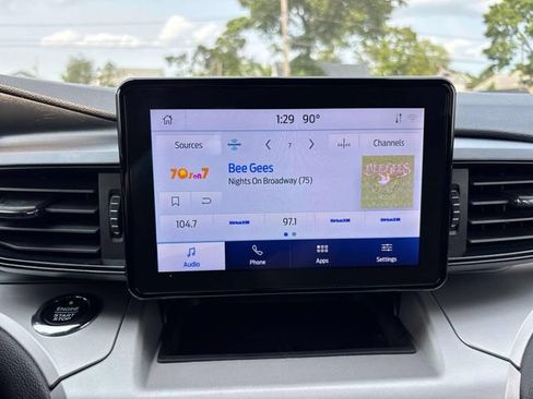 Used 2020 Ford Explorer XLT w/ Comfort Package AWD/4WD image 38