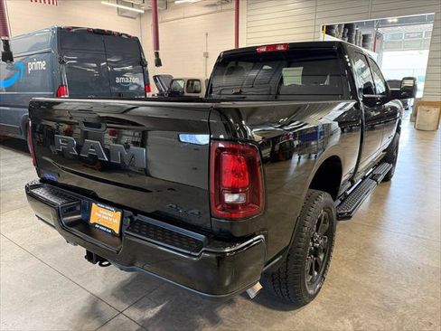 Certified 2025 RAM 2500 Big Horn AWD/4WD image 23