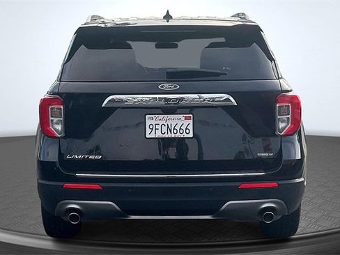 Certified 2022 Ford Explorer Limited w/ Hybrid Equipment Group 310A image 4