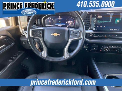 Used 2024 Chevrolet Silverado 2500 LTZ w/ LTZ Premium Package image 5