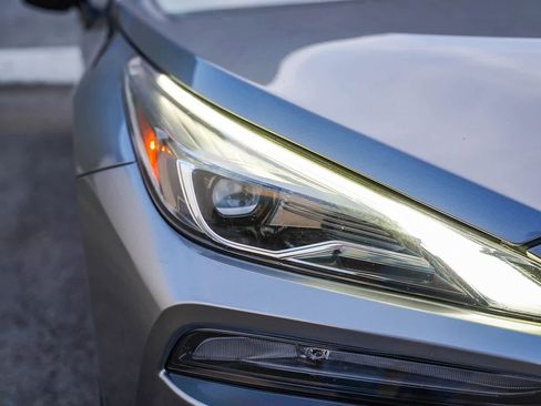 Used 2023 Toyota Mirai XLE w/ Advanced Technology Package image 10