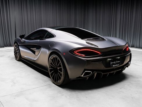 Used 2017 McLaren 570S RWD image 33
