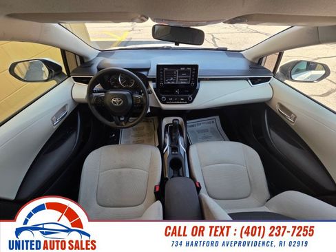 Used 2020 Toyota Corolla LE FWD image 14