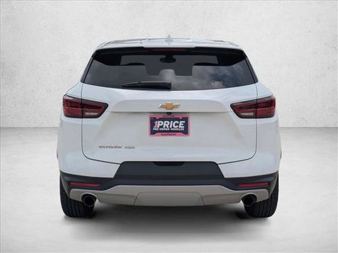 Used 2025 Chevrolet Blazer LT AWD/4WD image 7
