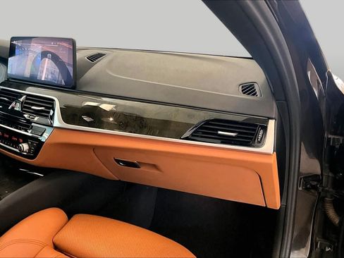 Used 2023 BMW 530i w/ Premium Package RWD image 16