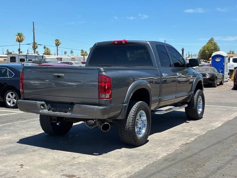 Used 2004 Dodge Ram 2500 Truck SLT w/ Sport Appearance Group AWD/4WD image 9