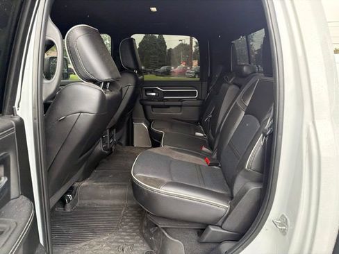 Used 2025 RAM 2500 Laramie AWD/4WD image 17