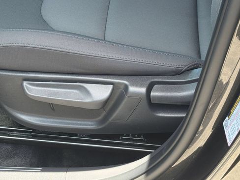 Used 2026 Kia Niro LX FWD image 22