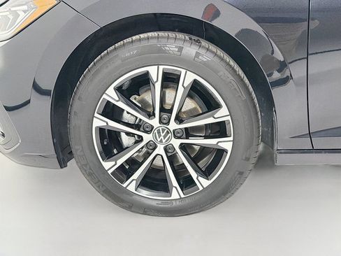 Used 2025 Volkswagen Jetta Sport FWD image 28
