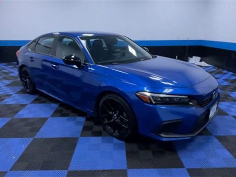 Certified 2023 Honda Civic Sport image 2