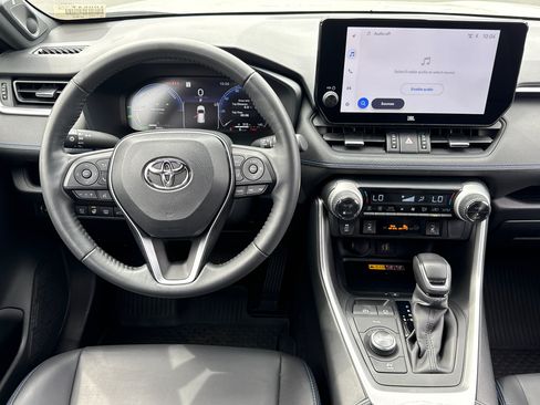 Certified 2024 Toyota RAV4 XSE AWD/4WD image 21