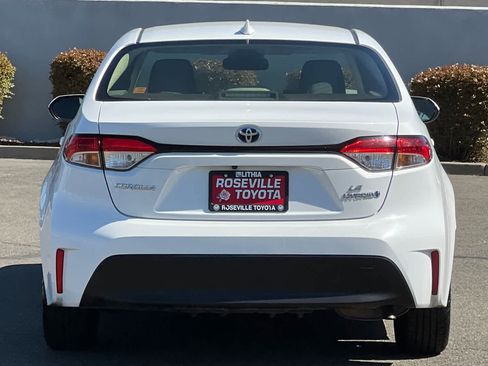 Certified 2023 Toyota Corolla LE FWD image 8